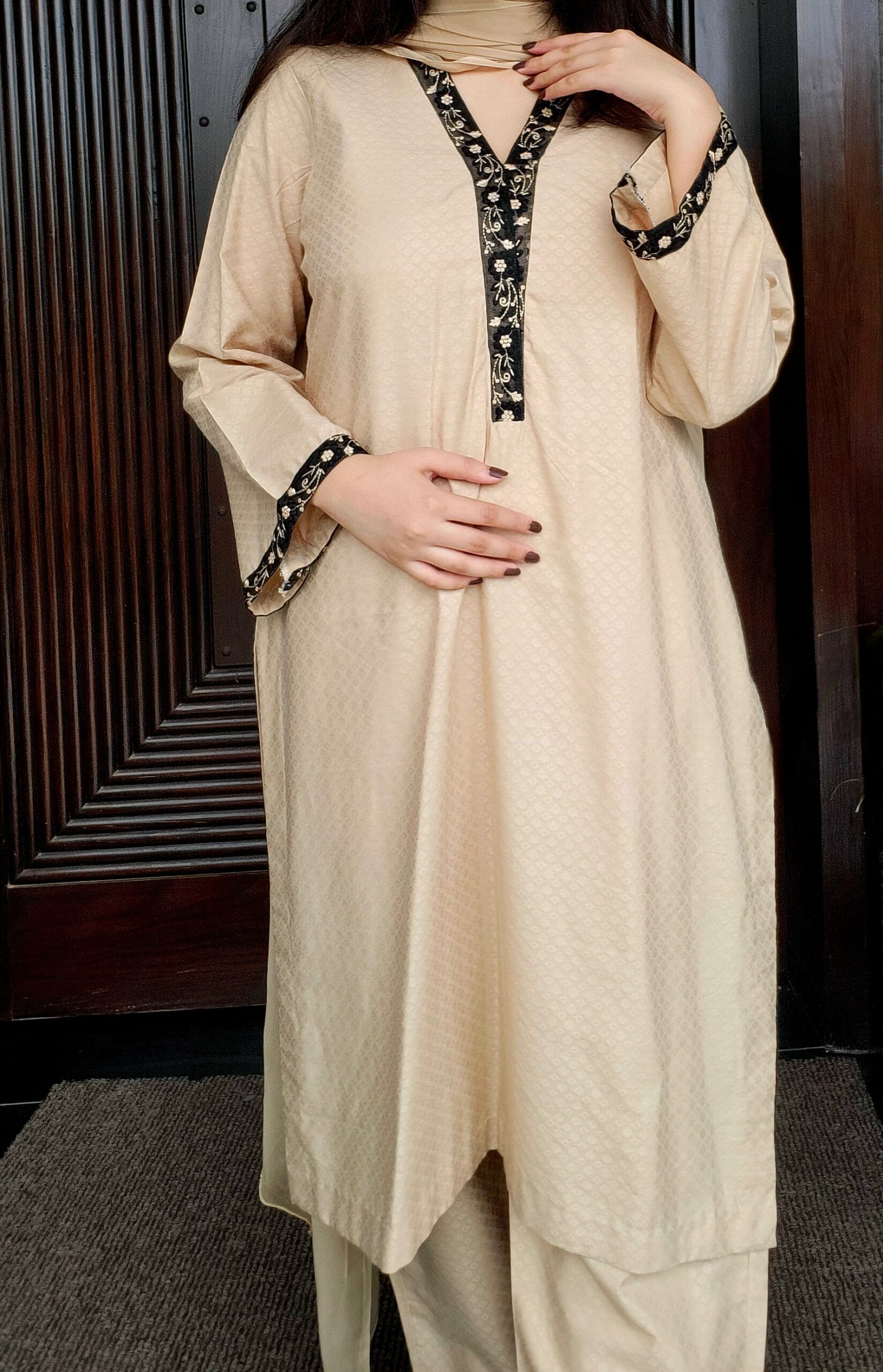 3 piece silk jamawaar outfit with plain trouser and dupatta – large size only, exclusive Amqara design